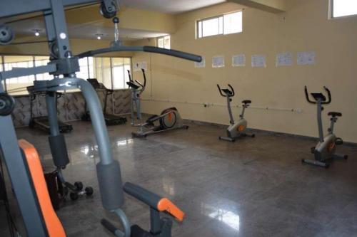 sports-gymnasium-17